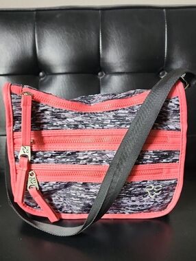 Rare Earth Stone Mountain Sporty Nylon Triple Zip Crossbody Bag Space Dye/Coral